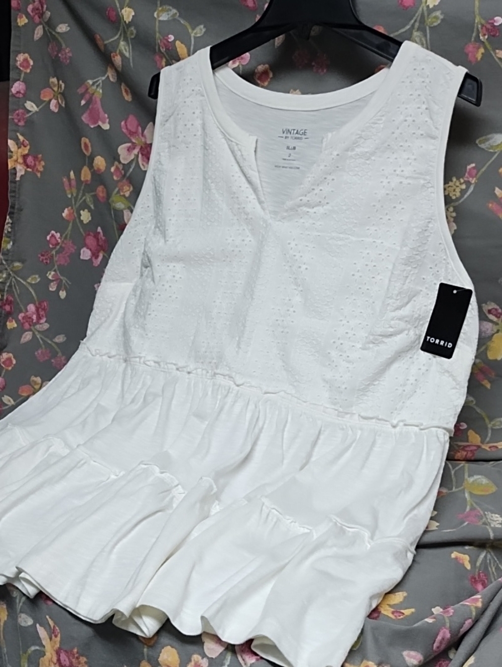 torrid Off White Eyelet Tiered Ruffle Tiered Top New W Tags
